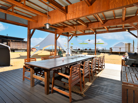 KITCHEN & DINING SPACE